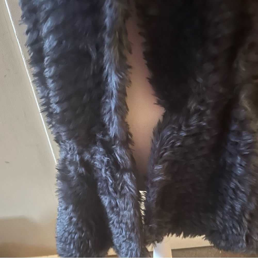 Chico's blue fuzzy shawl/scarf with cinched waist. 
L/XL - Picture 3 of 5